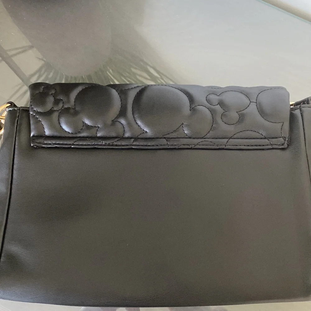 Mickey Mouse Purse - Picture 5 of 7